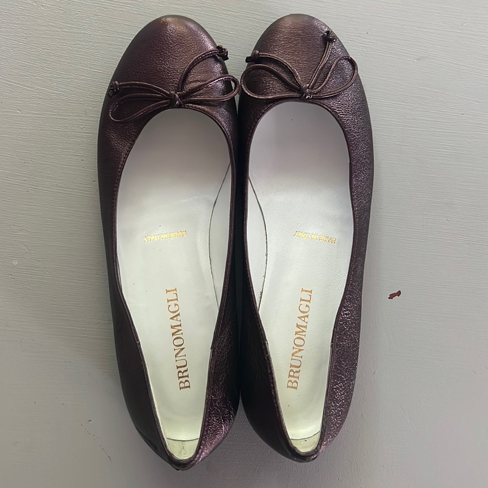 Bruno Magli burgundy leather ballet flat